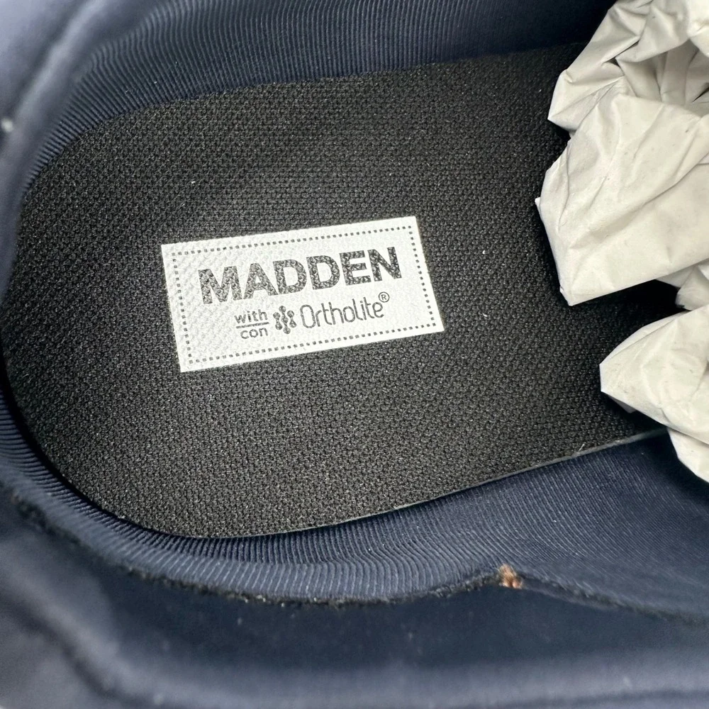 Madden by Steve Madden new but